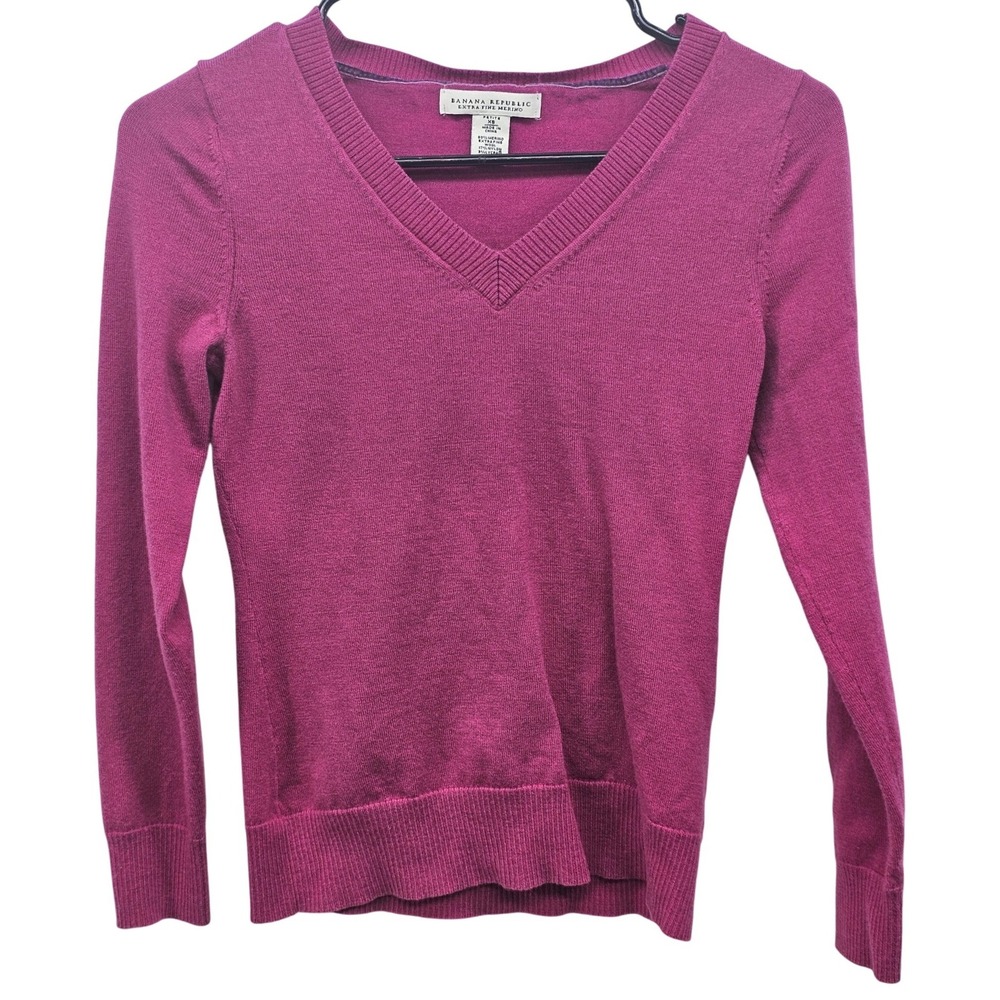 Banana Republic Extra Fine Merino Wool V-Neck‎ Sweater Berry Pink Womens PXS